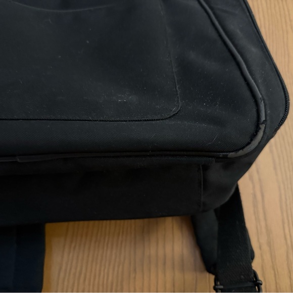 BEIS The Expandable Backpack in black - Picture 4 of 8